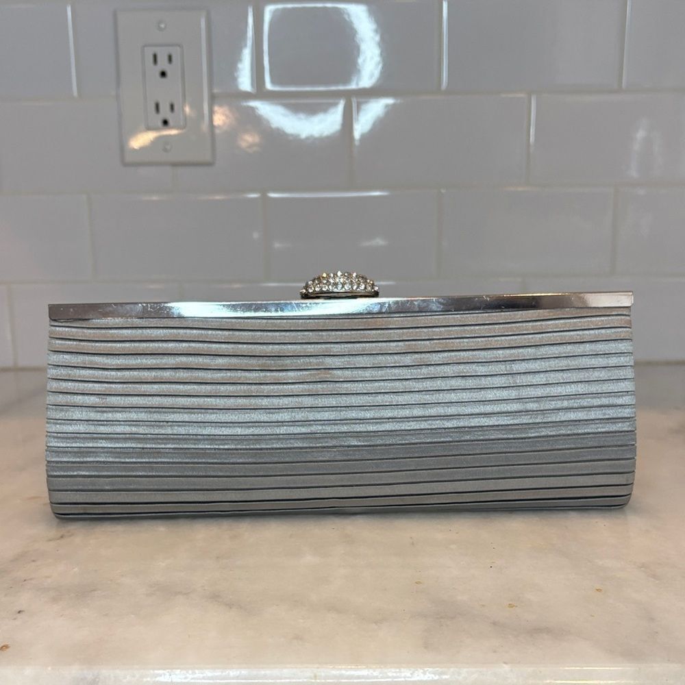 Silver Pleated Evening Clutch Purse Bag Rhinestone Clasp Wedding Prom Formal